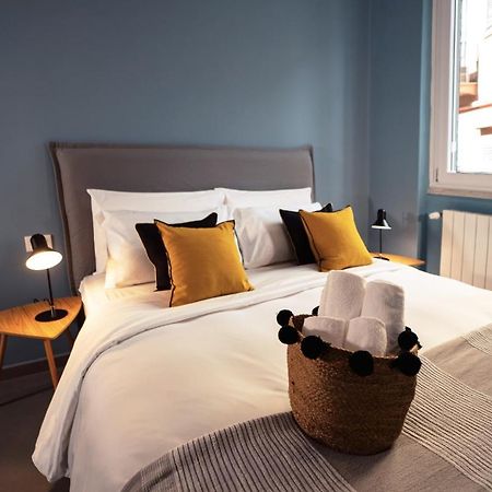 Zefiro Suites Палермо Екстериор снимка