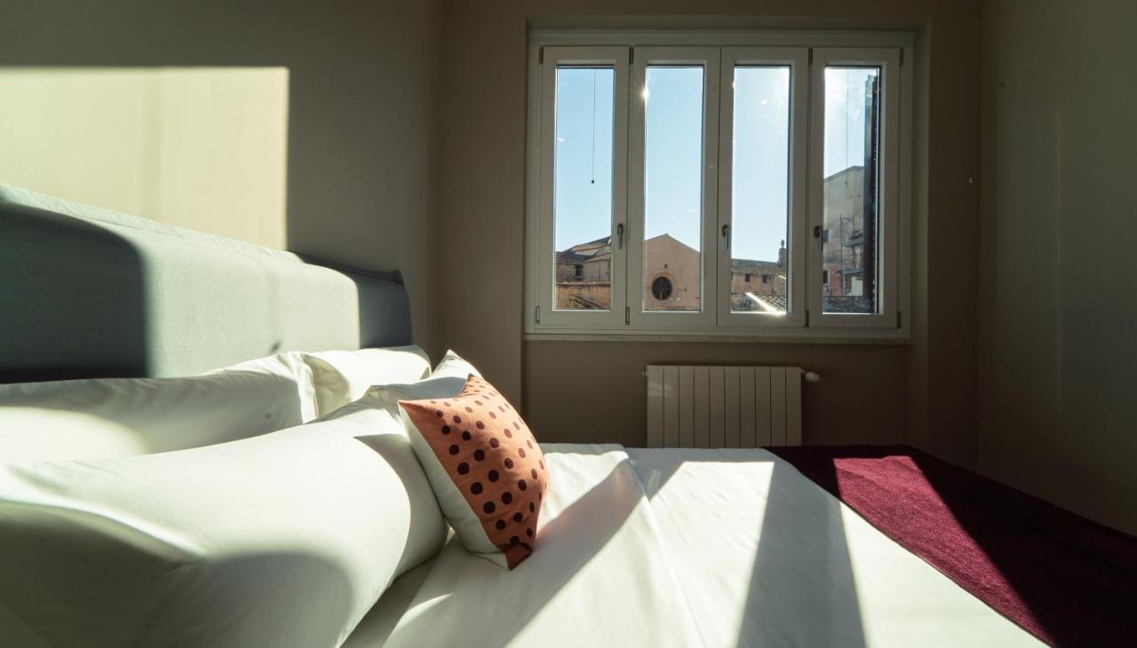 Zefiro Suites Палермо Екстериор снимка