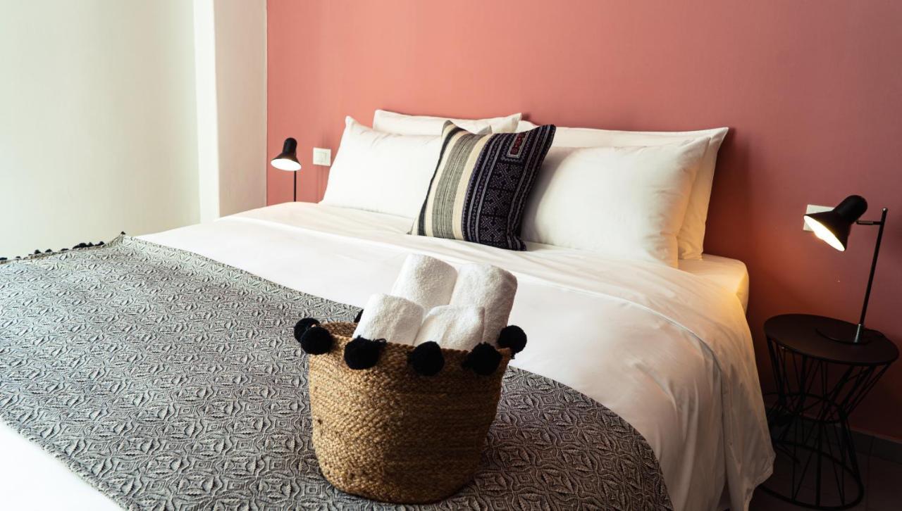 Zefiro Suites Палермо Екстериор снимка