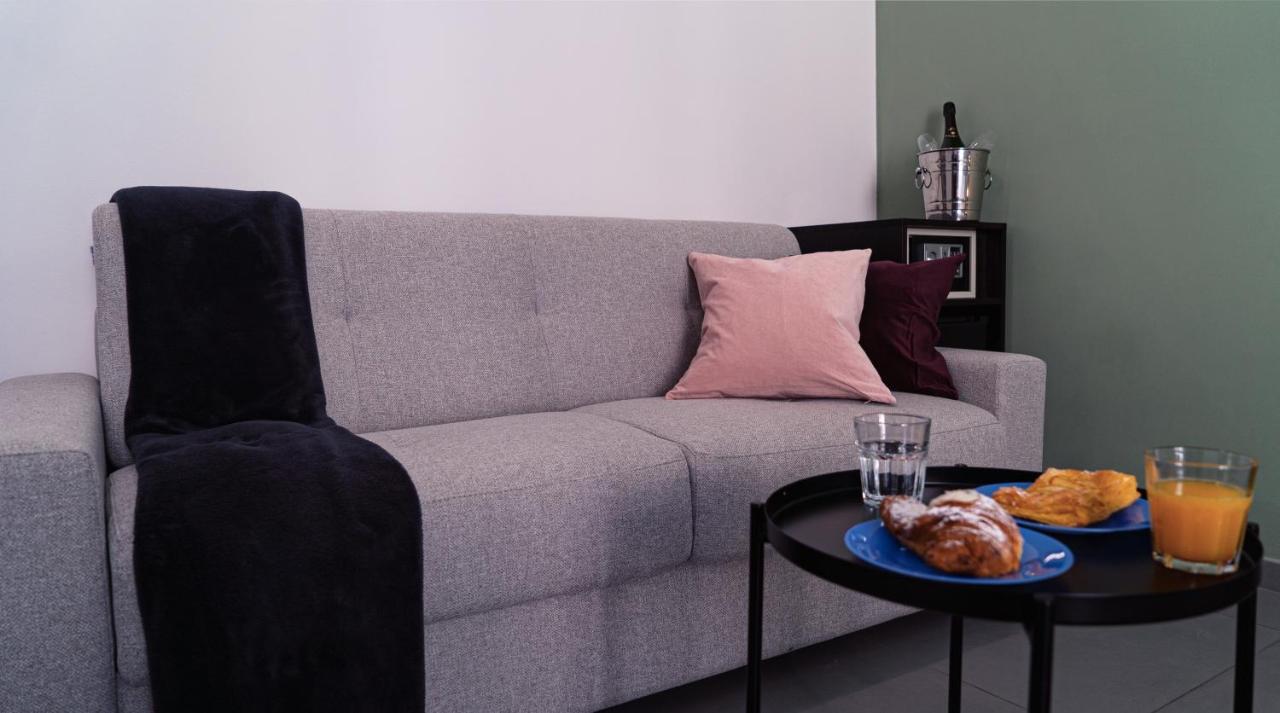 Zefiro Suites Палермо Екстериор снимка